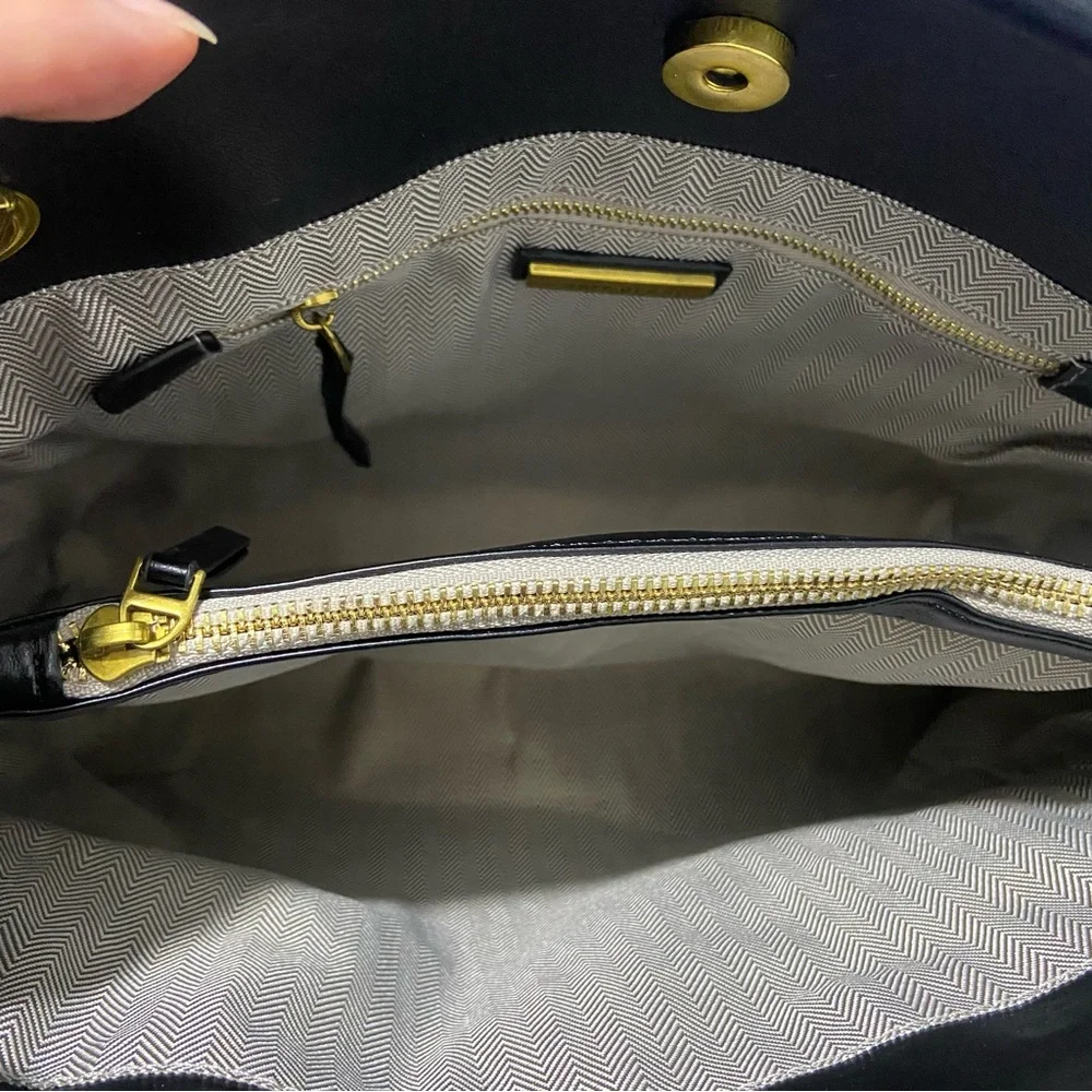 Tory Burch Kira Chevron Tote Black - Picture 11 of 11